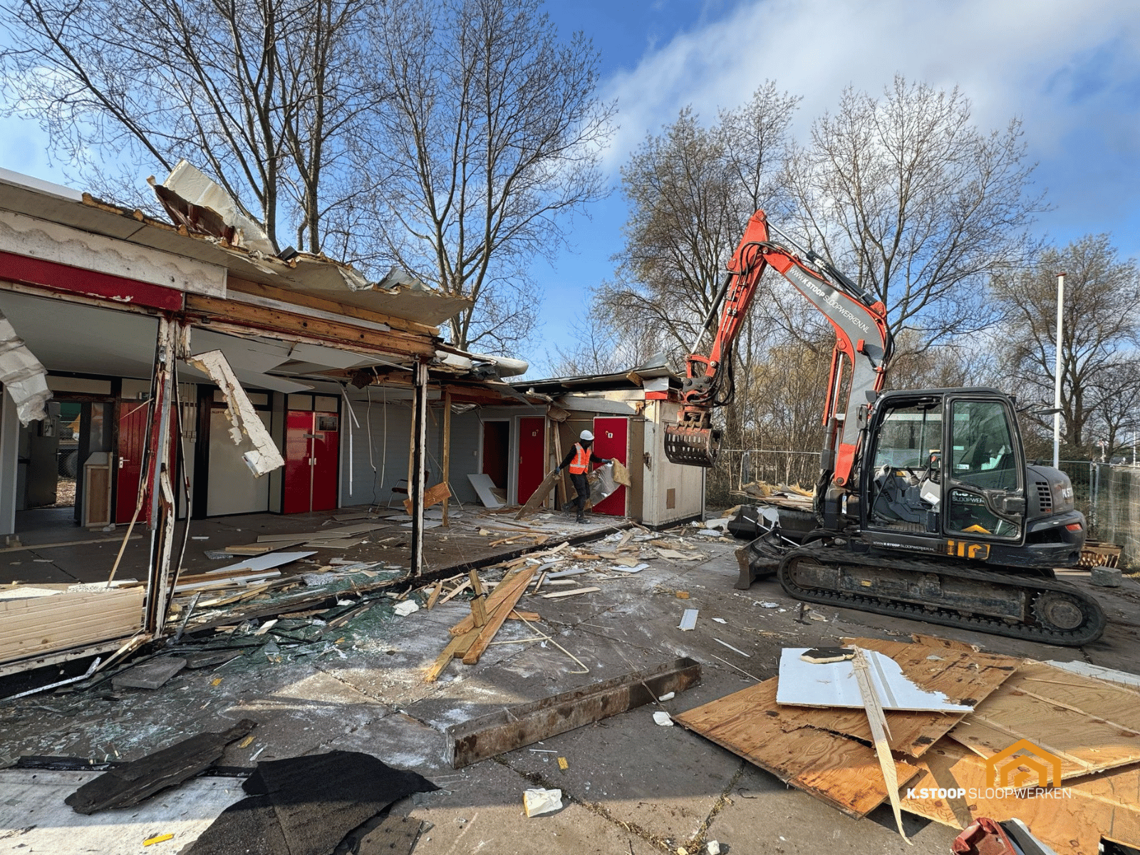 Lees meer over het artikel Totaalsloop van clubgebouw